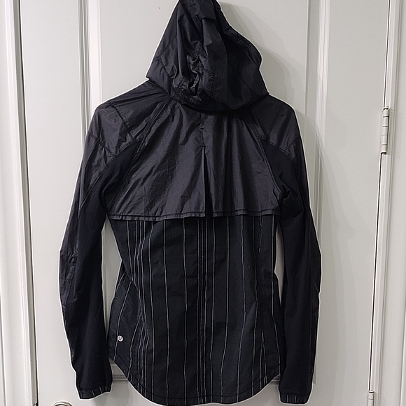 lululemon athletica Black Utility Jacket - Picture 9 of 9